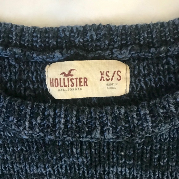 Hollister Sweater - Picture 4 of 4